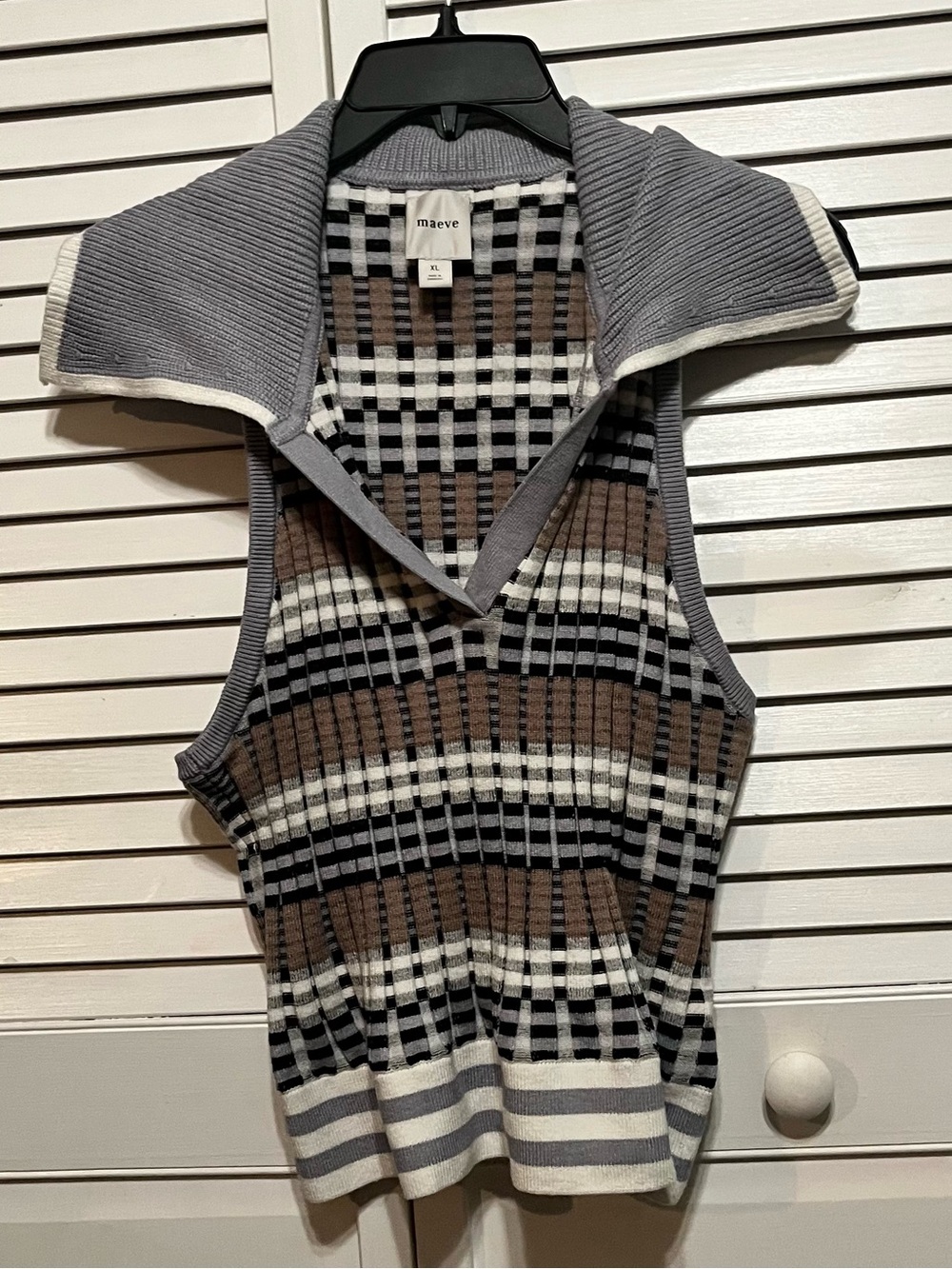 Maeve Cropped Ribbed Sleeveless Sweater with Collar